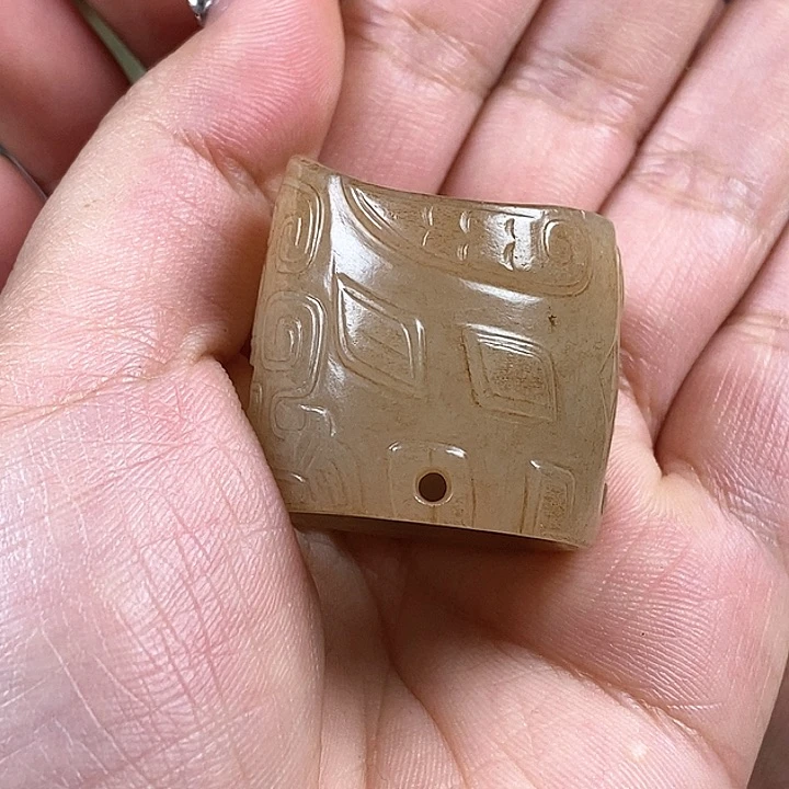 和田玉挂件未镶嵌玉**缘