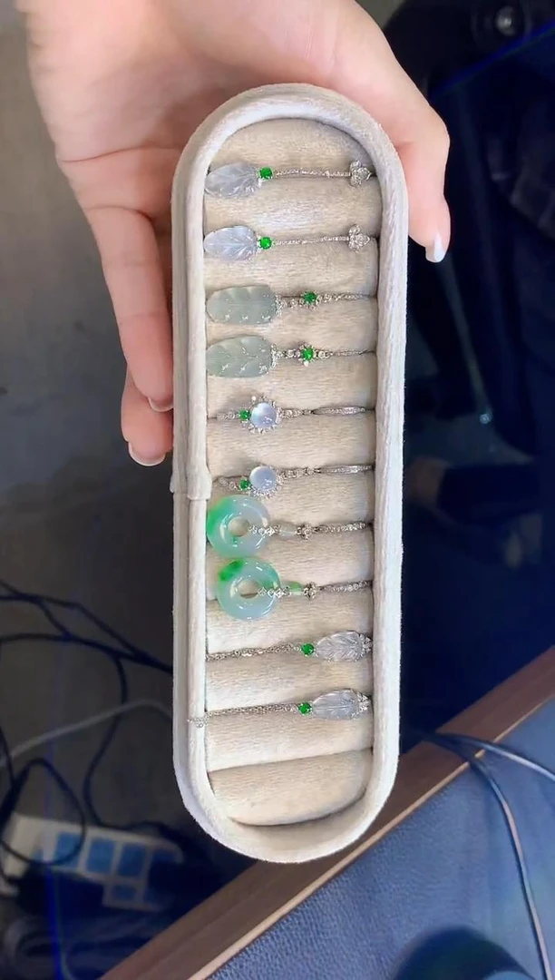 【云中意彩虹盘】18K金翡翠耳饰 彩虹盘-多样性发货一件