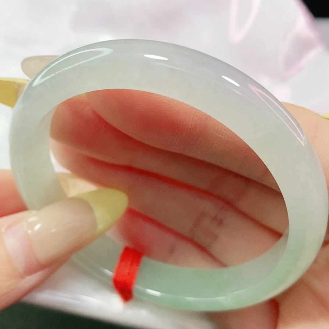 翡翠手镯未镶嵌51.7正圈