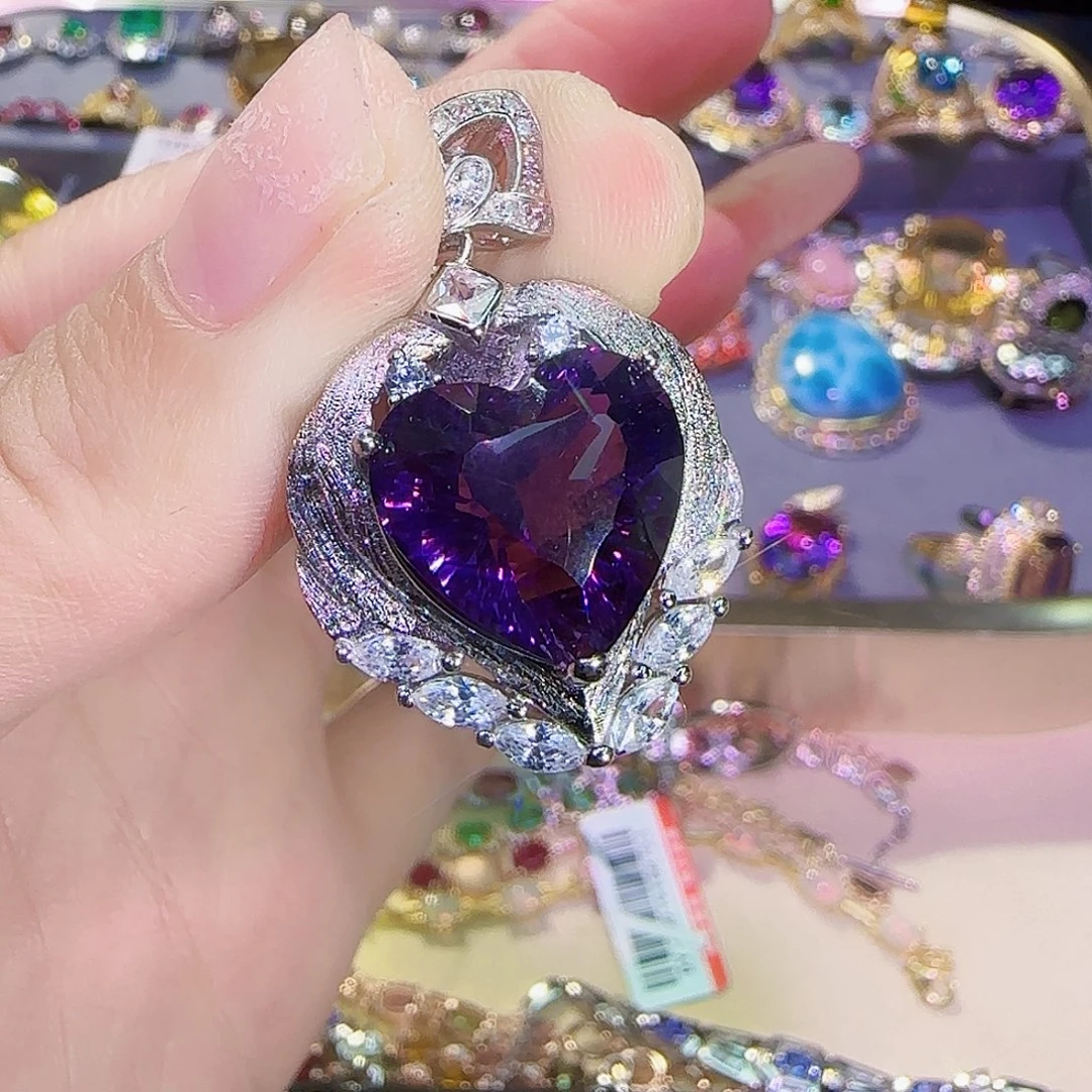 小***卜颈饰银S925镶嵌紫晶