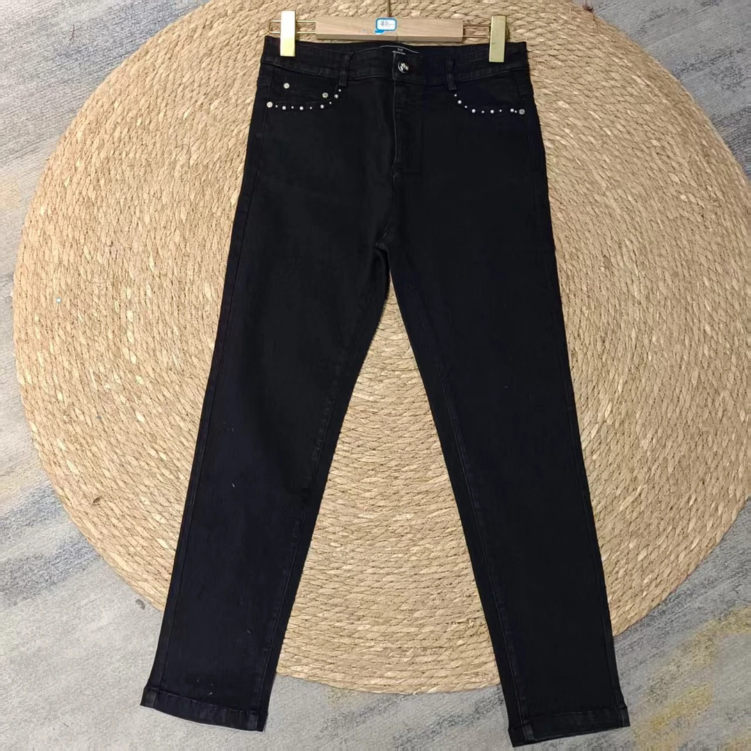 唯琳剪标   7仓F3-15-3370款   黑色牛仔小脚裤