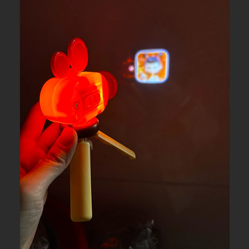 儿童益智早教玩具投影发光玩具手持幼儿园玩具