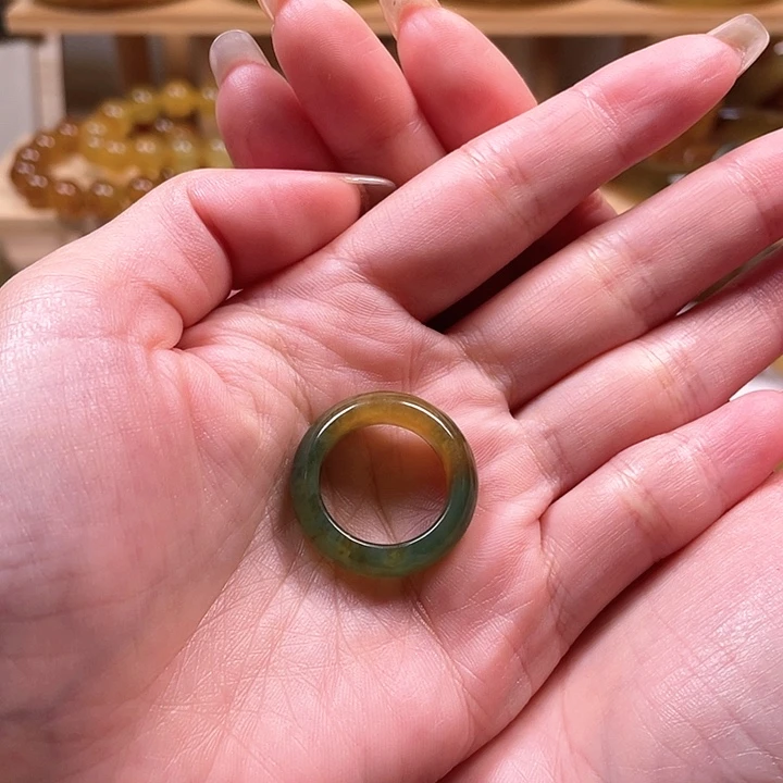 蛇纹石玉戒指未镶嵌刹*