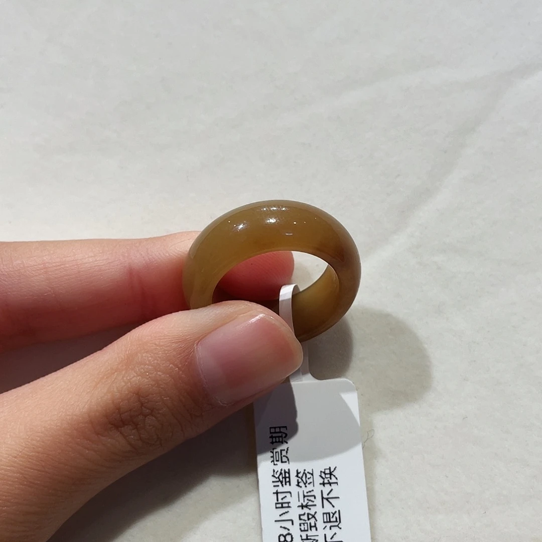 和田玉未镶嵌戒指