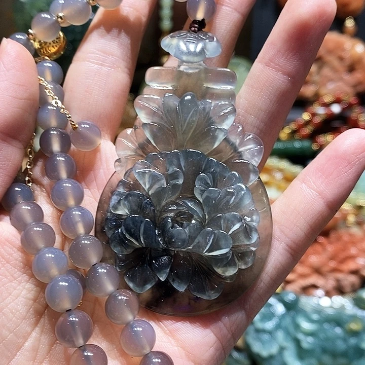 岫玉未镶嵌毛衣链
