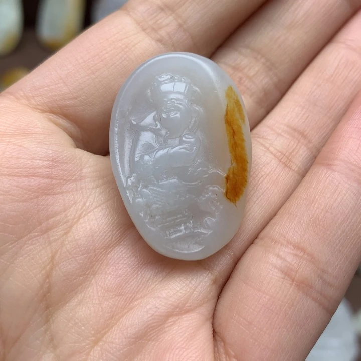 和田玉未镶嵌颈饰