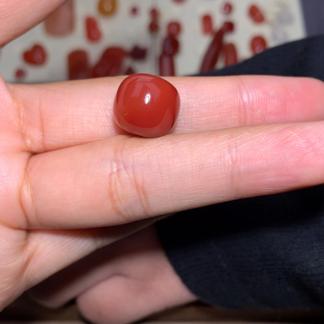 南红玛瑙牛血红老型微纹未镶嵌13.3×12.3