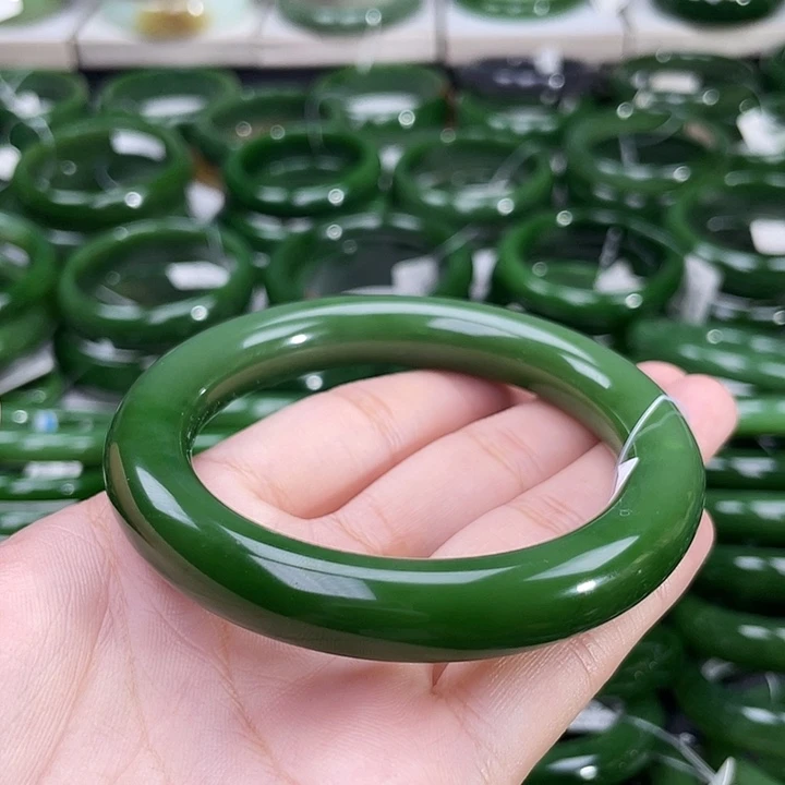 和田玉（碧玉）手镯未镶嵌