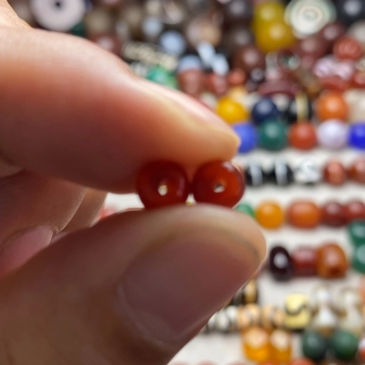 玛瑙/玉髓颈饰未镶嵌探**灵