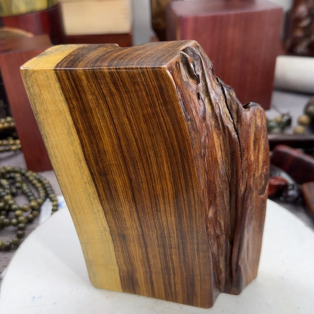 大果紫檀（缅甸花梨）蝎*