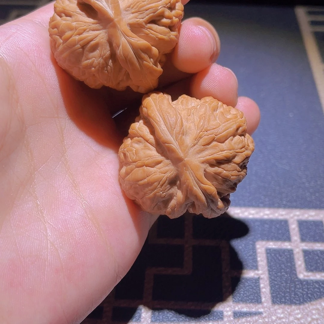 吊坠文玩核桃踏**痕红锦鲤