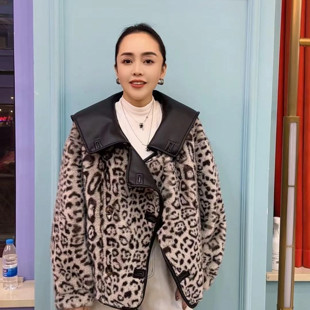 张洪波夫妇-2024冬季新款奶牛花小众高级感气质宽松百搭外套