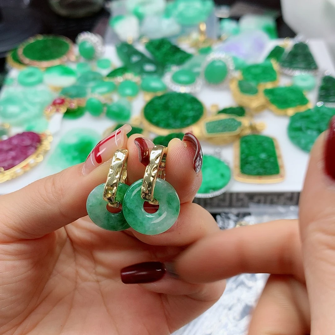 【闪购商品】翡翠耳饰未镶嵌，