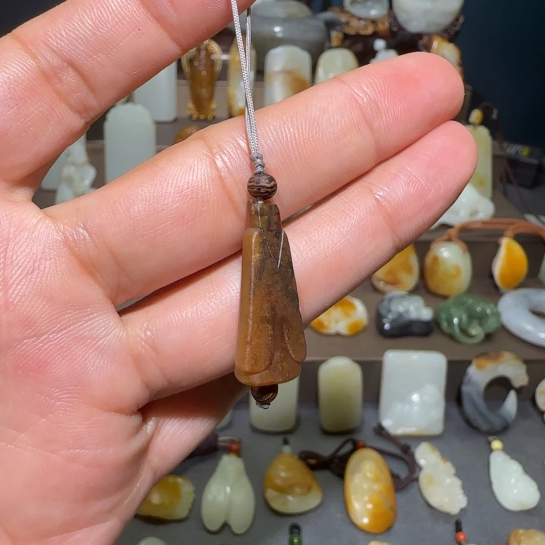 萍***缘未镶嵌和田玉车挂