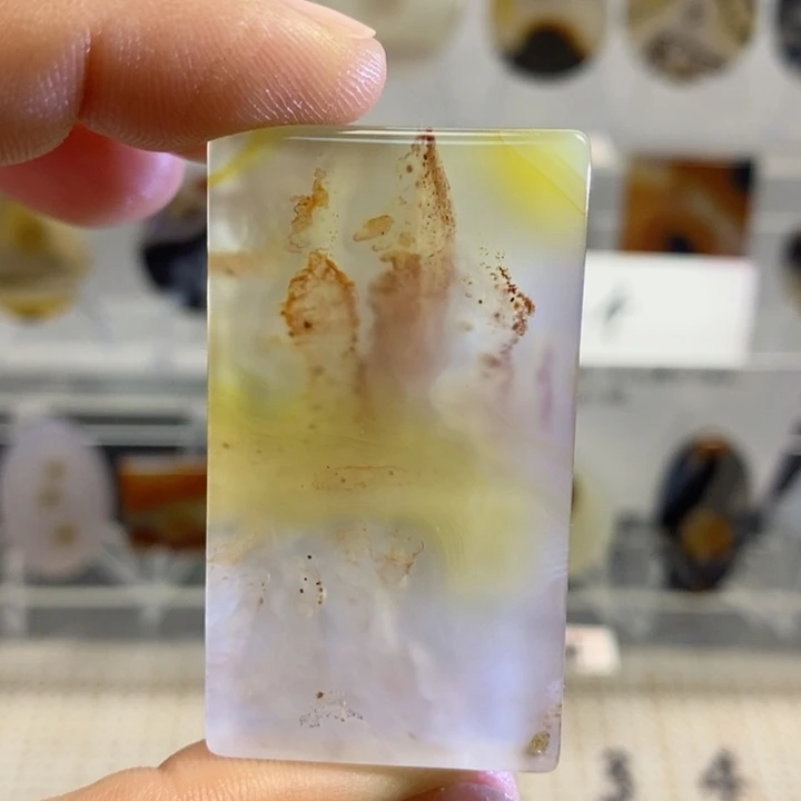 玛瑙/玉髓颈饰未镶嵌