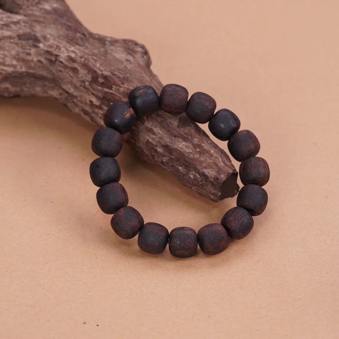 《文玩好物》降真香1.4手串 【多样性，发其一】