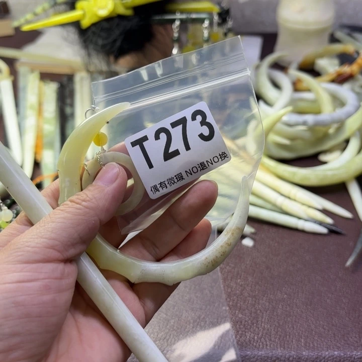 蛇纹石玉发饰合金总****朕