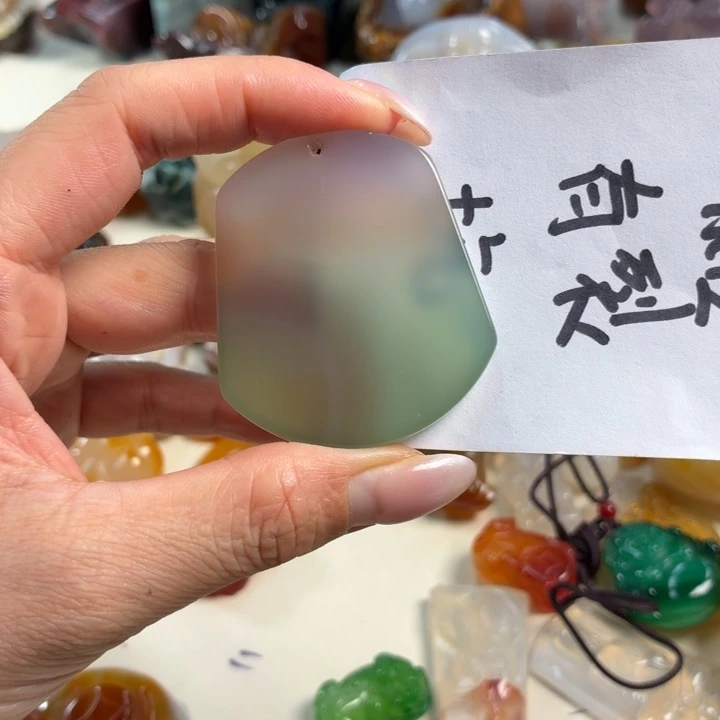 玛瑙/玉髓未镶嵌吊坠(不含链)
