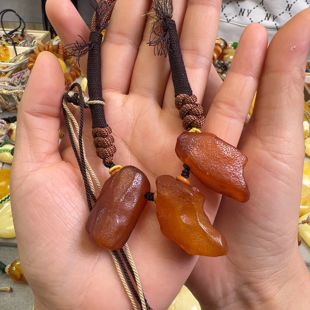 琥珀裸石未镶嵌蜜蜡