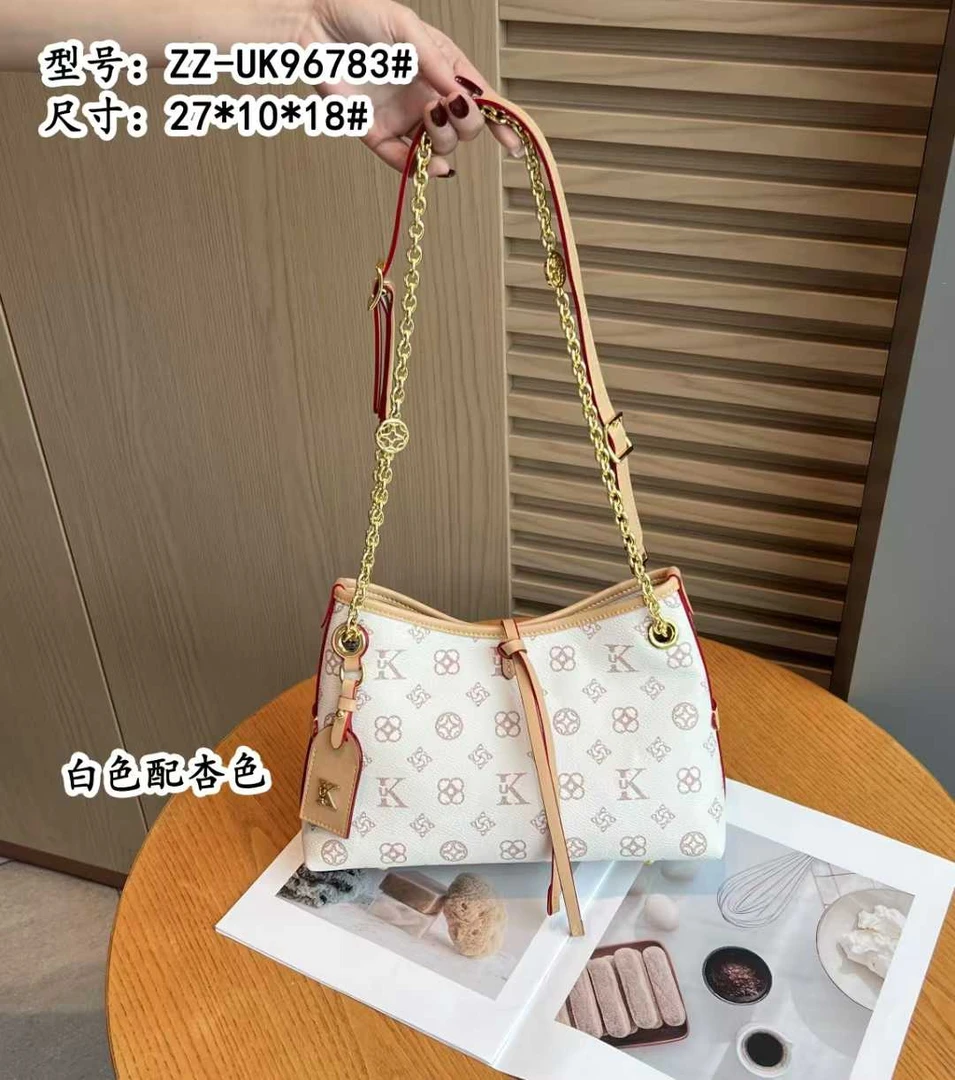 夏季新款女包凯瑞奥通勤包斜挎轻奢链条托特大容量女士白色96783