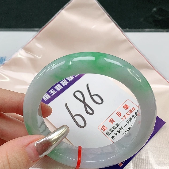 未镶嵌手镯翡翠翡翠手镯