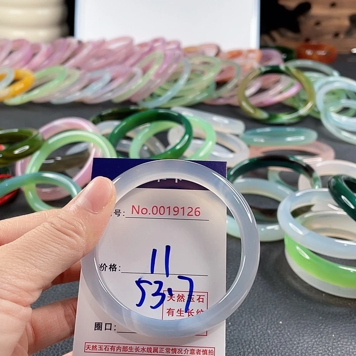 玛瑙/玉髓未镶嵌手镯