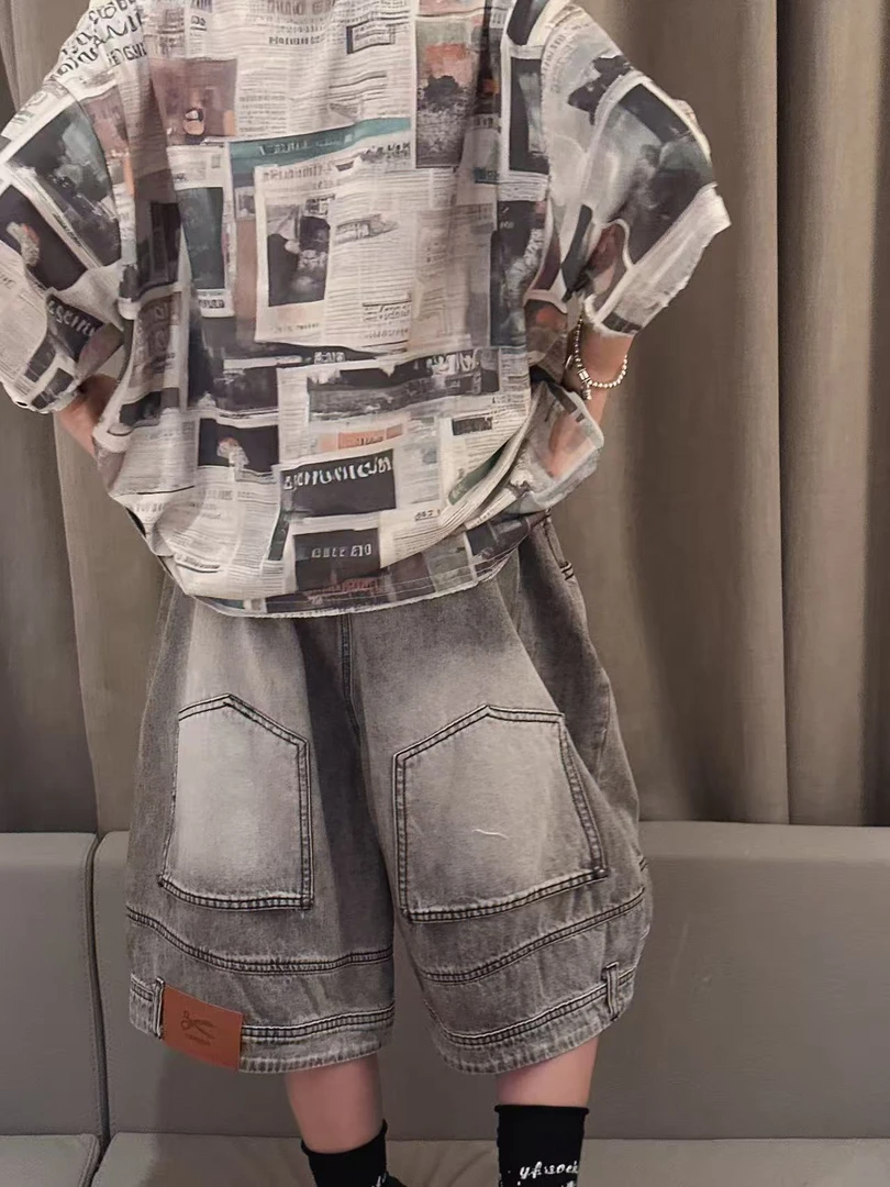 【蜡小新】【贩卖复古】很高级的灰 个性牛仔五分裤，模特穿150，