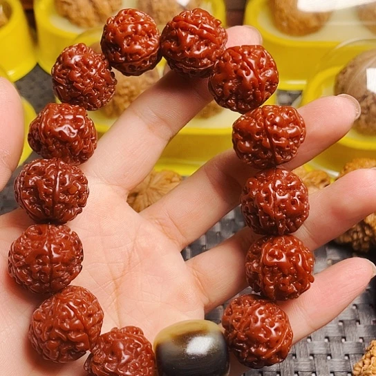 文玩核桃金刚手持