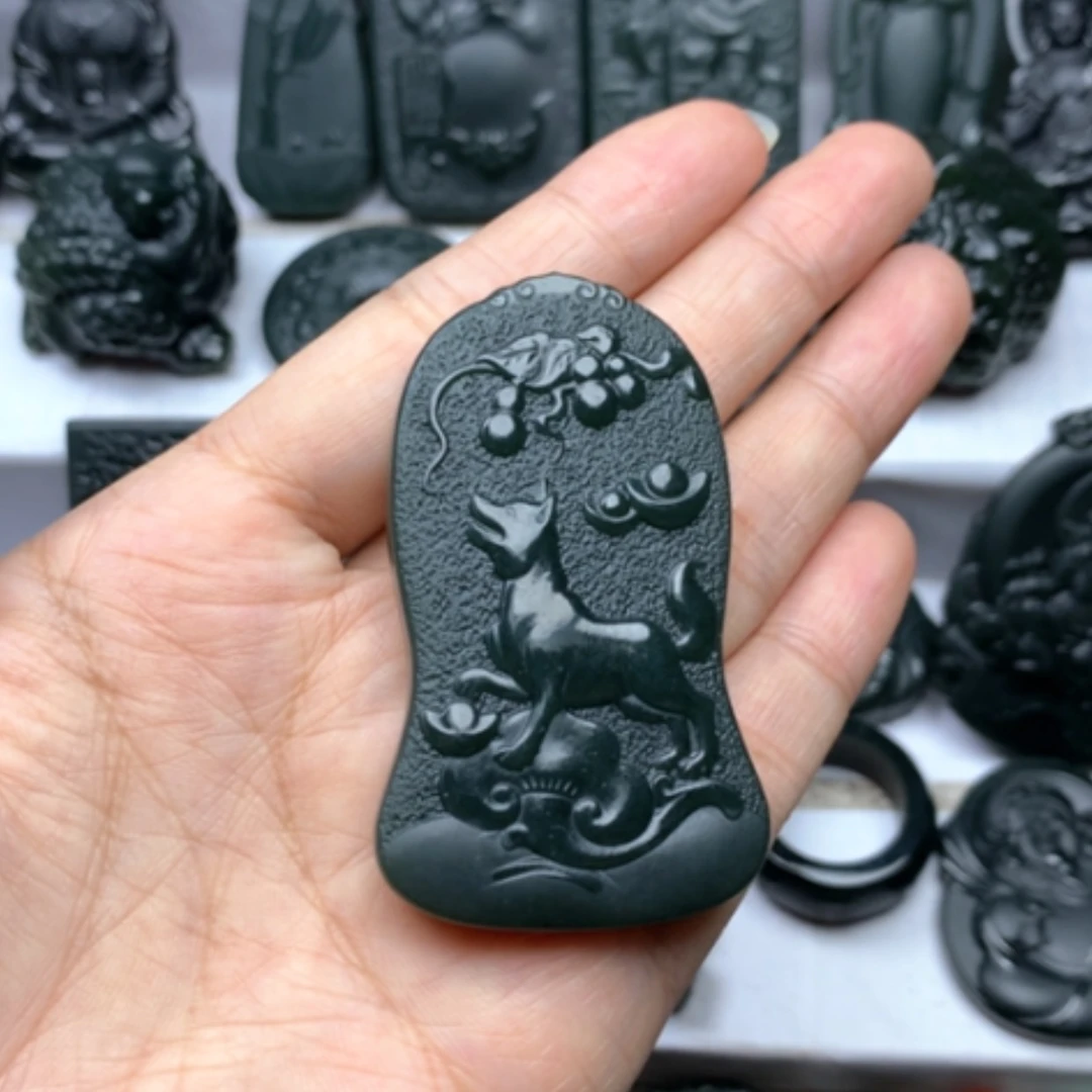 【闪购商品】颈饰未镶嵌和田玉双面雕刻