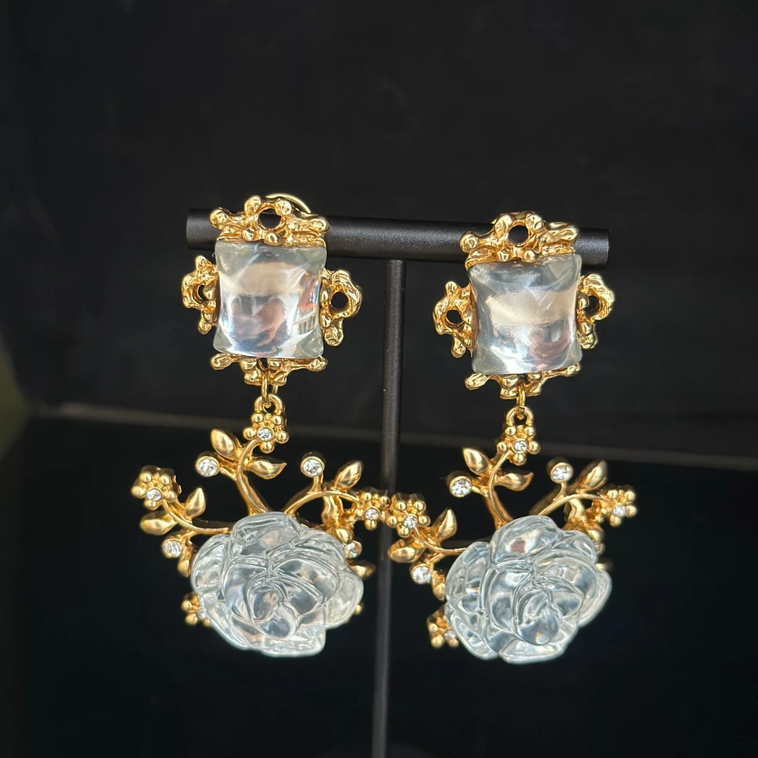 锌合金树脂耳饰 重工轻奢耳环镶钻树脂立体花朵气质中古夸张耳环