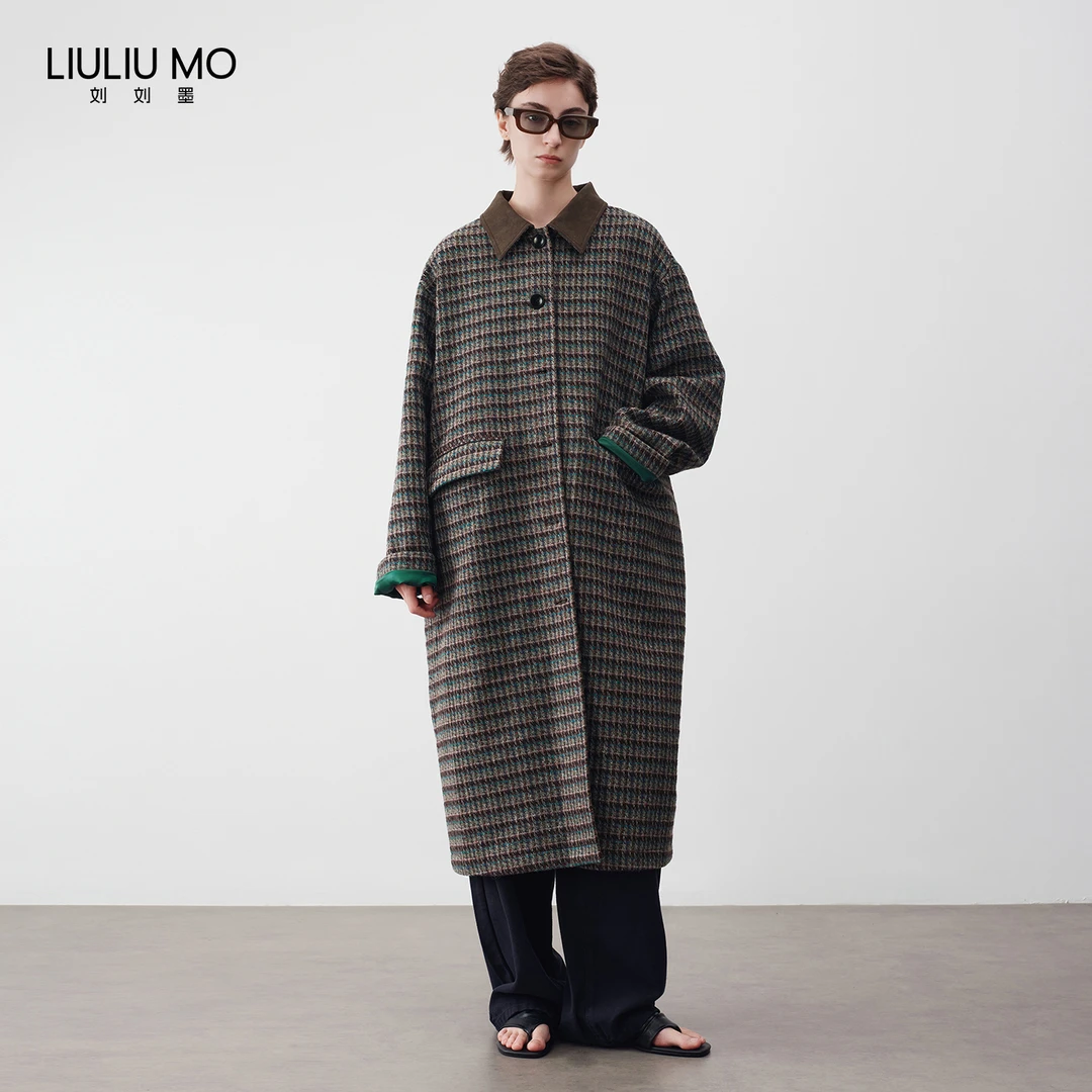 刘刘墨小众设计秋冬新款复古摩登撞色格纹宽松百搭绵羊毛大衣