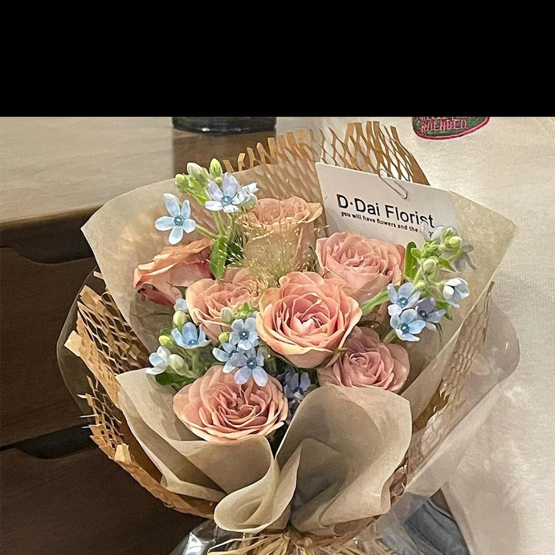 [满眼是你]7朵卡布奇诺玫瑰花束冬日暖阳爱你无限