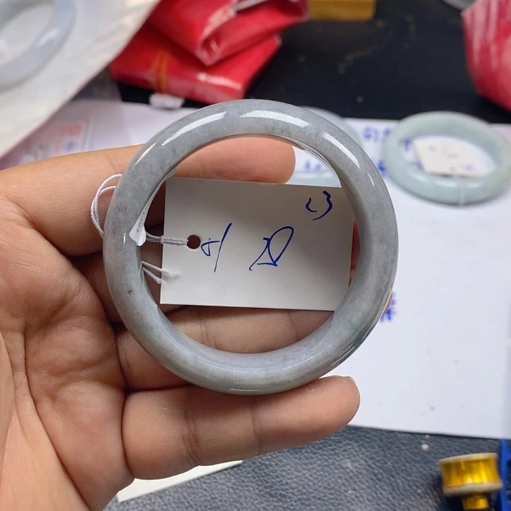 未镶嵌手镯翡翠天然翡翠