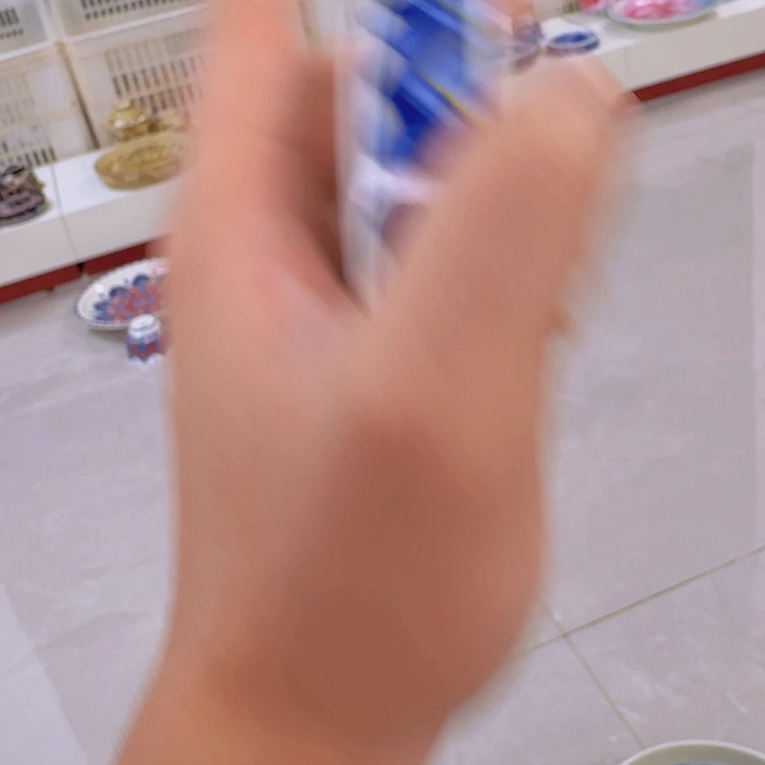 瓷片一马当先盖置