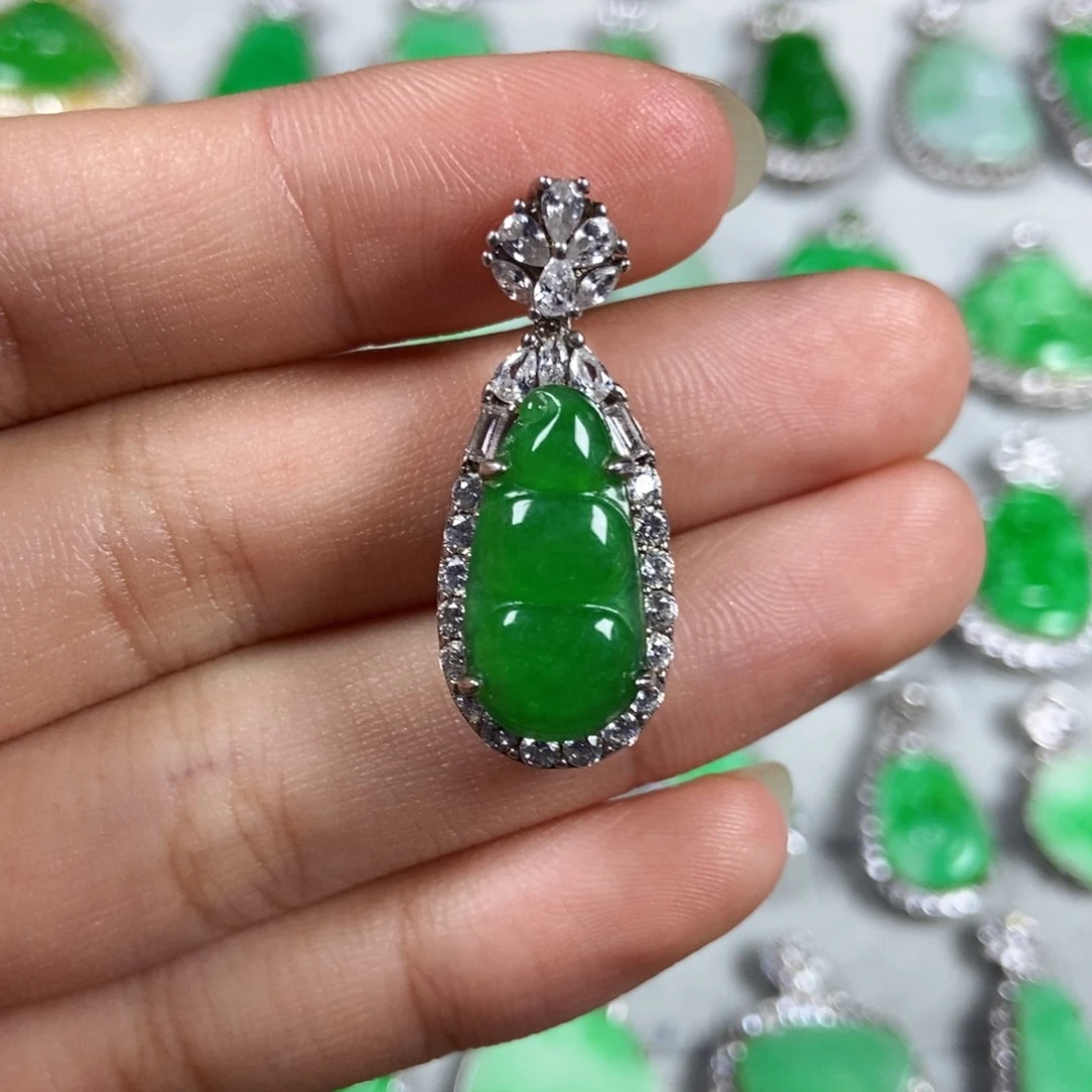 颈饰未镶嵌翡翠福豆