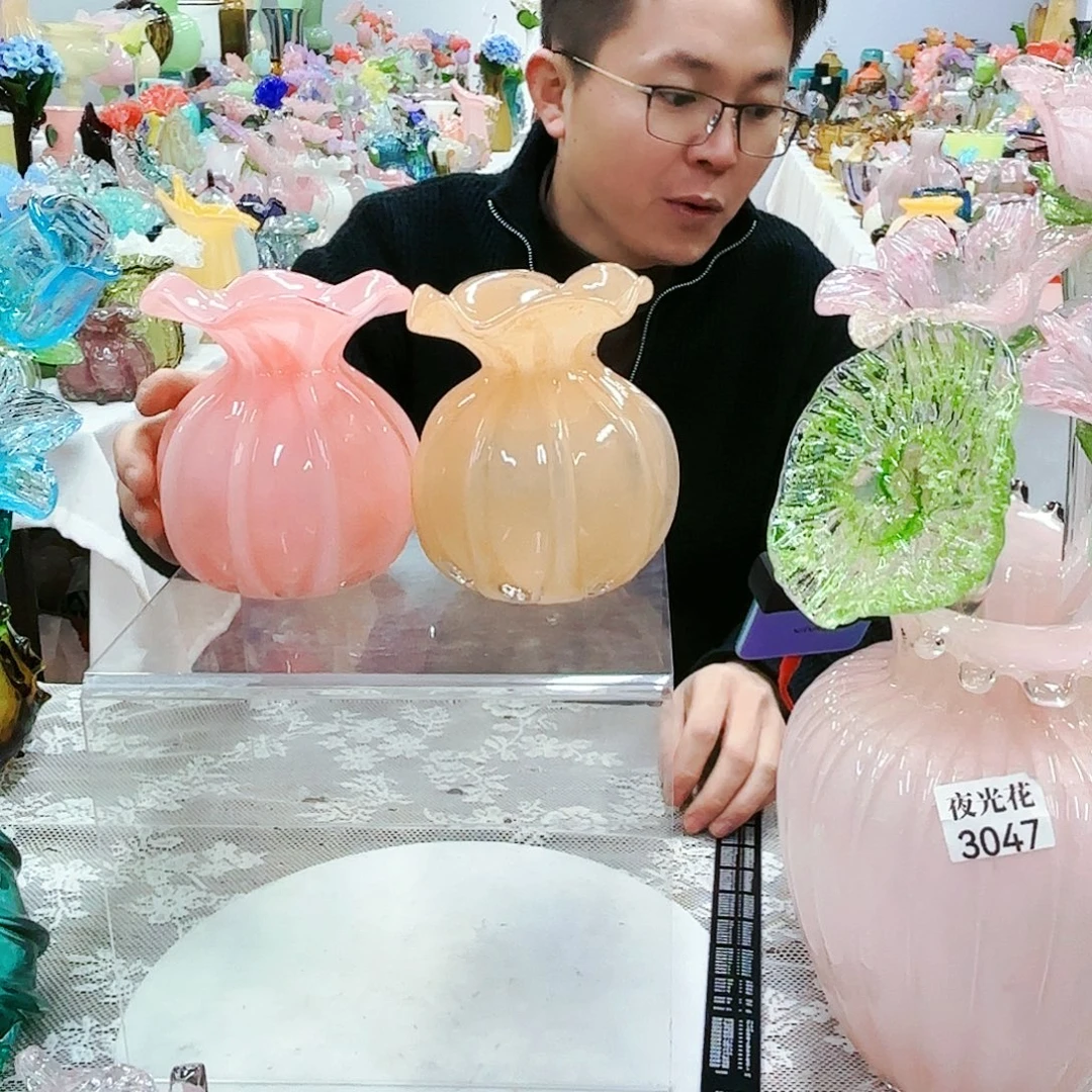 福利不退不换琉璃花瓶艺术品