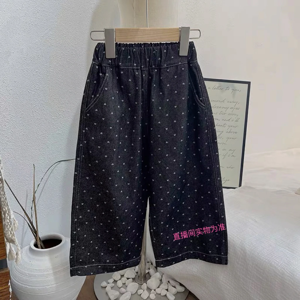 小小小爱心牛仔直筒裤