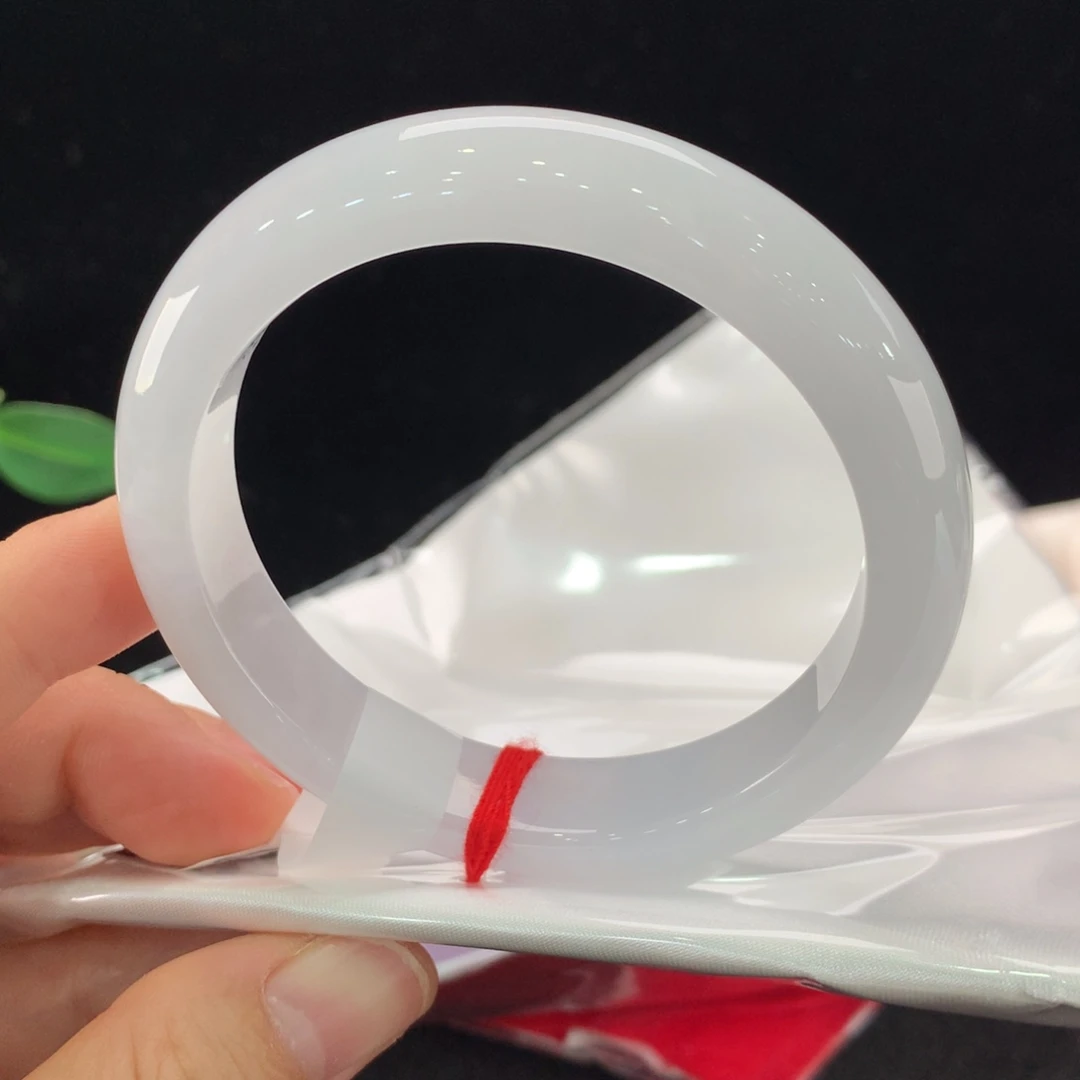 翡翠未镶嵌手镯0172