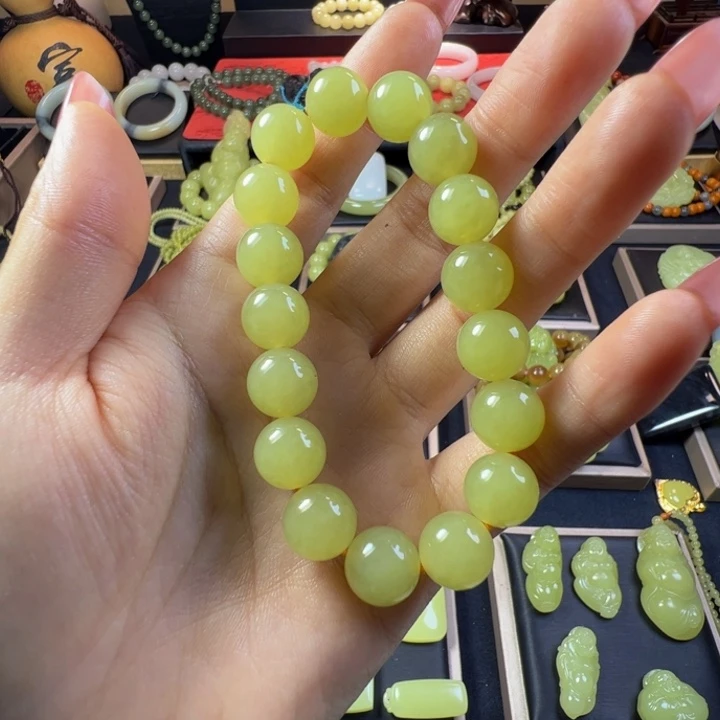 和田玉（黄玉）未镶嵌颈饰