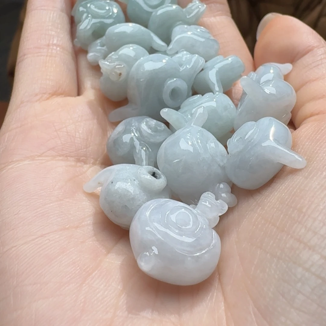 未镶嵌挂件翡翠福利1个，不包邮，拍一单邮费发货