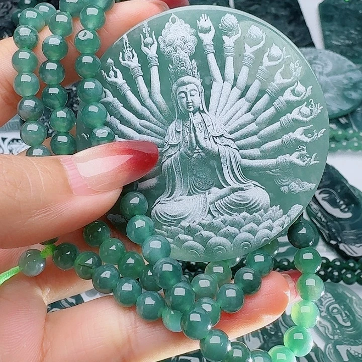 翡翠未镶嵌颈饰天然的A货翡翠多样性发其一