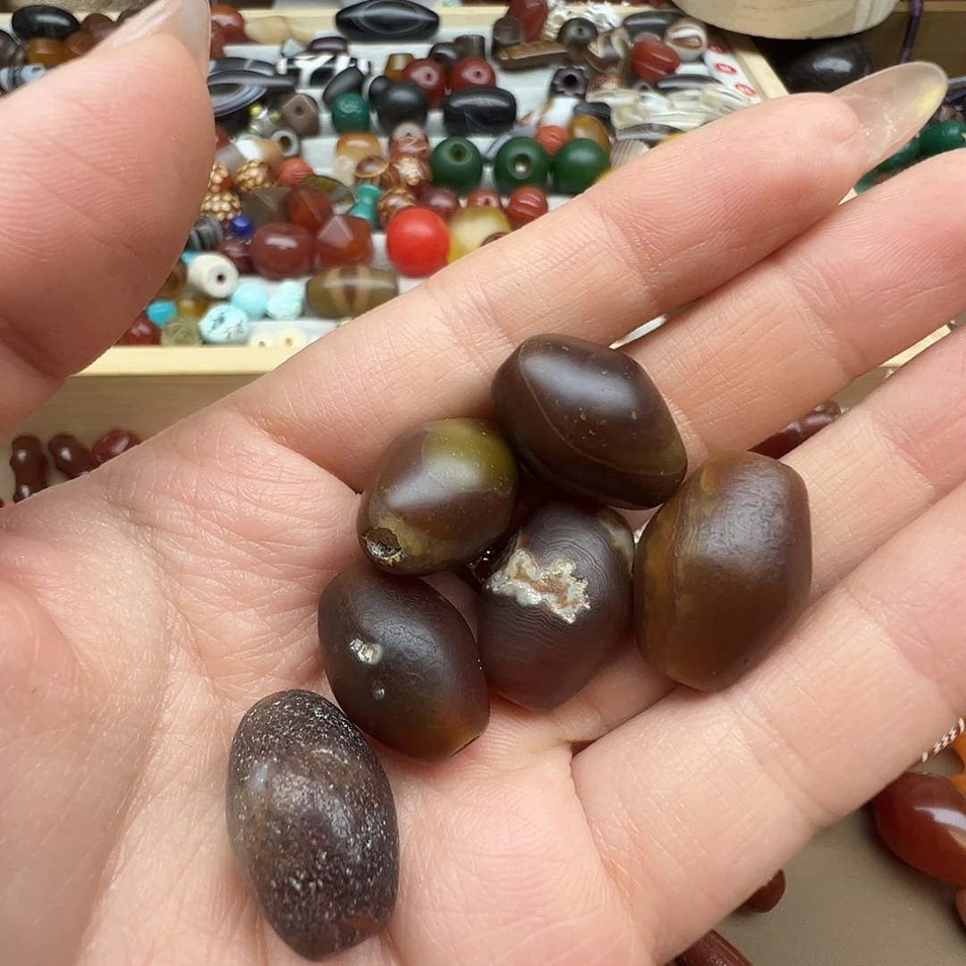 ****妍玛瑙/玉髓未镶嵌珠宝半成品