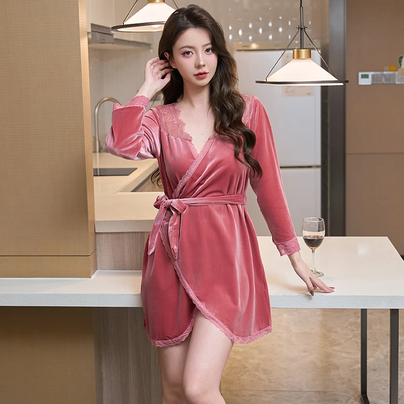 2025年新款性感睡衣女金丝绒蕾丝纯欲轻奢春秋爆款长袖睡袍家居服