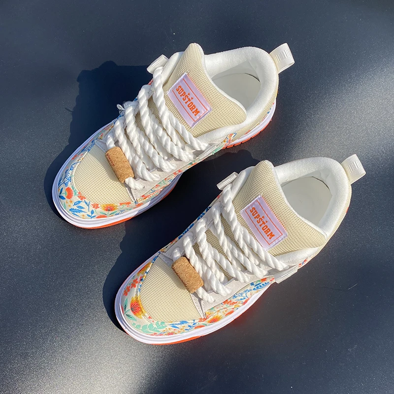 大码板鞋百搭旅游鞋秋冬白色国风面包鞋休闲鞋潮流情侣款帆布鞋男