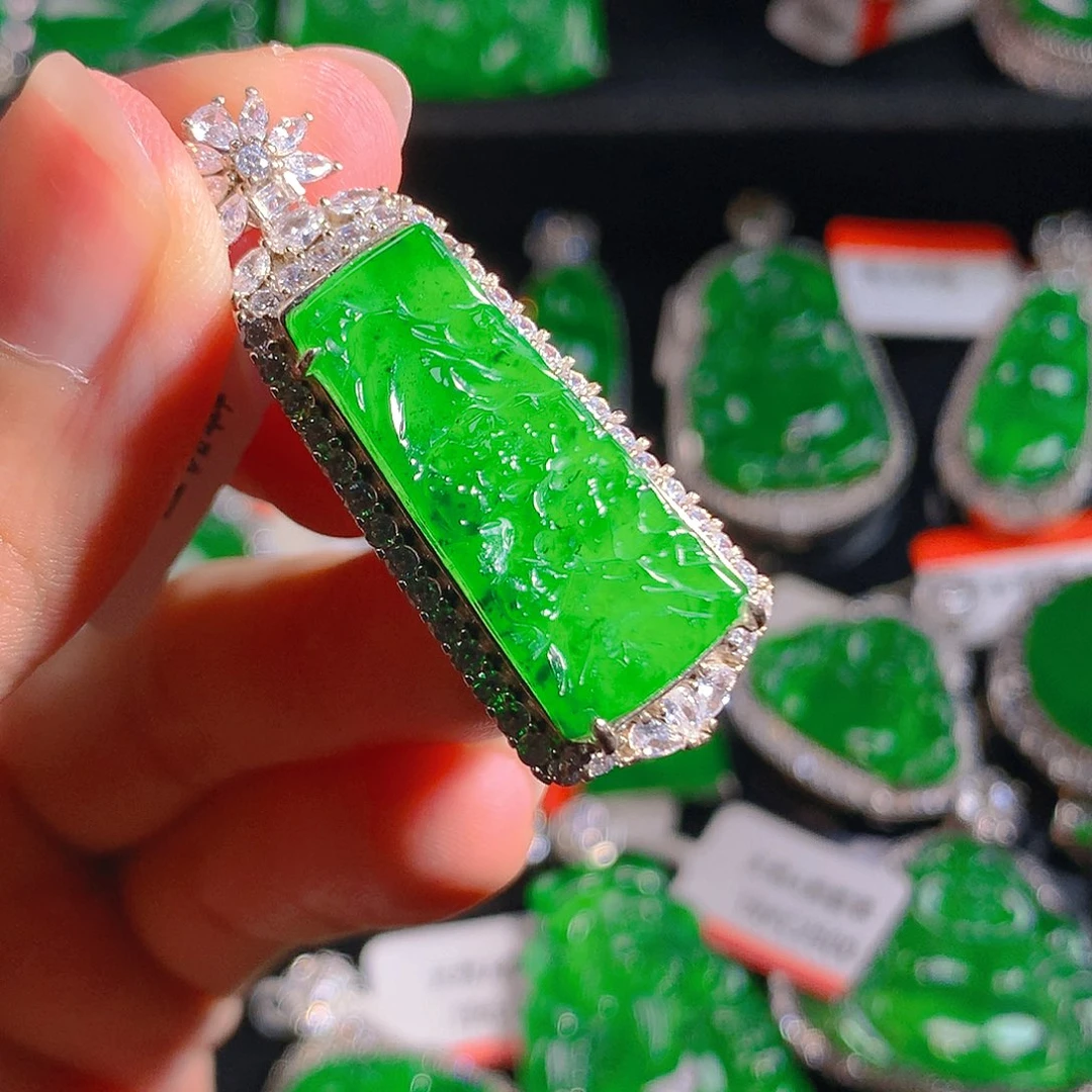 翡翠未镶嵌吊坠(不含链)