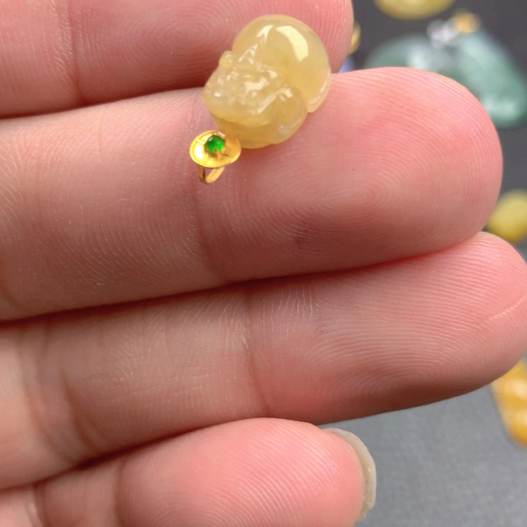 【闪购商品】颈饰18K金镶嵌翡翠翡翠