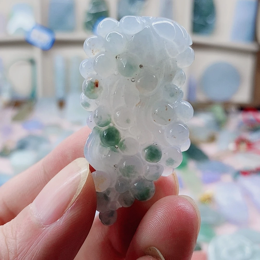 颈饰未镶嵌翡翠天然