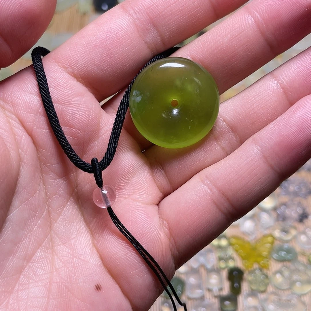 *****蛇纹石玉未镶嵌吊坠