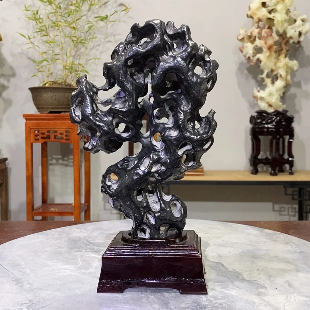 石材太湖玲珑石桌面摆件