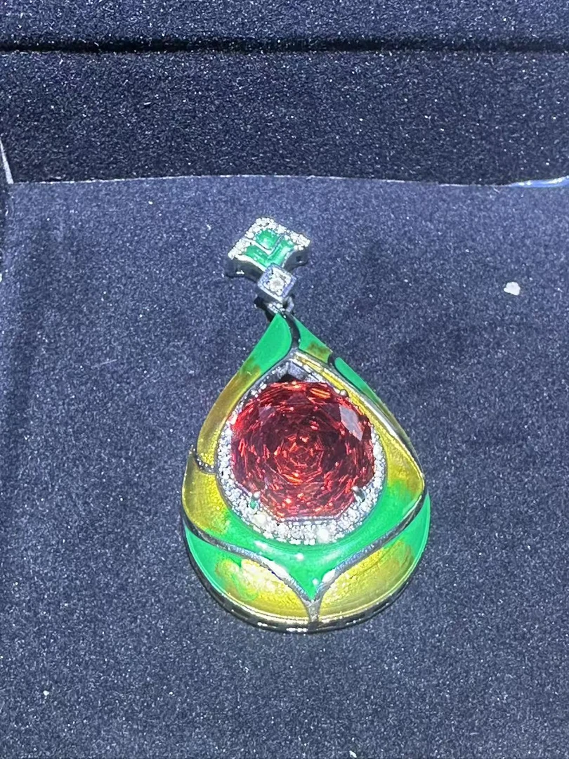 时尚轻奢吊坠礼盒f123108